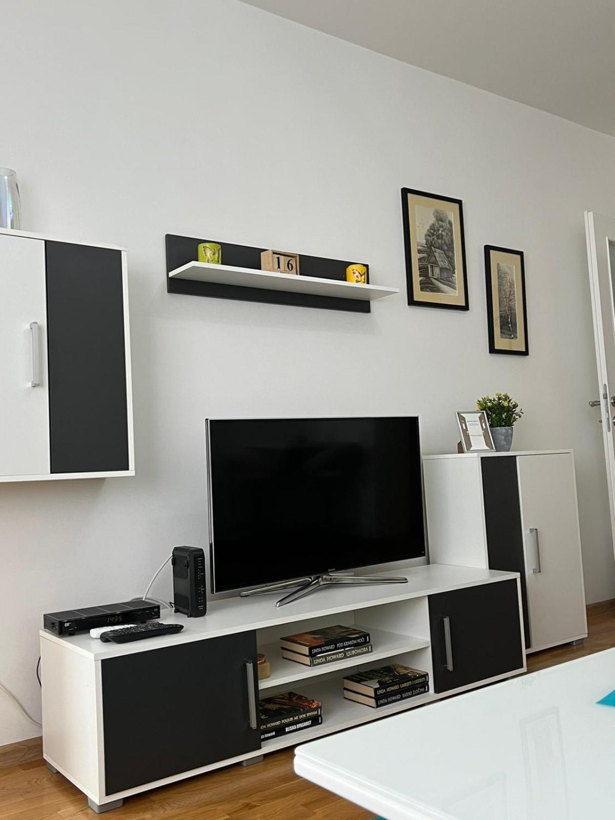 Apartment Yesa ترافنيك المظهر الخارجي الصورة