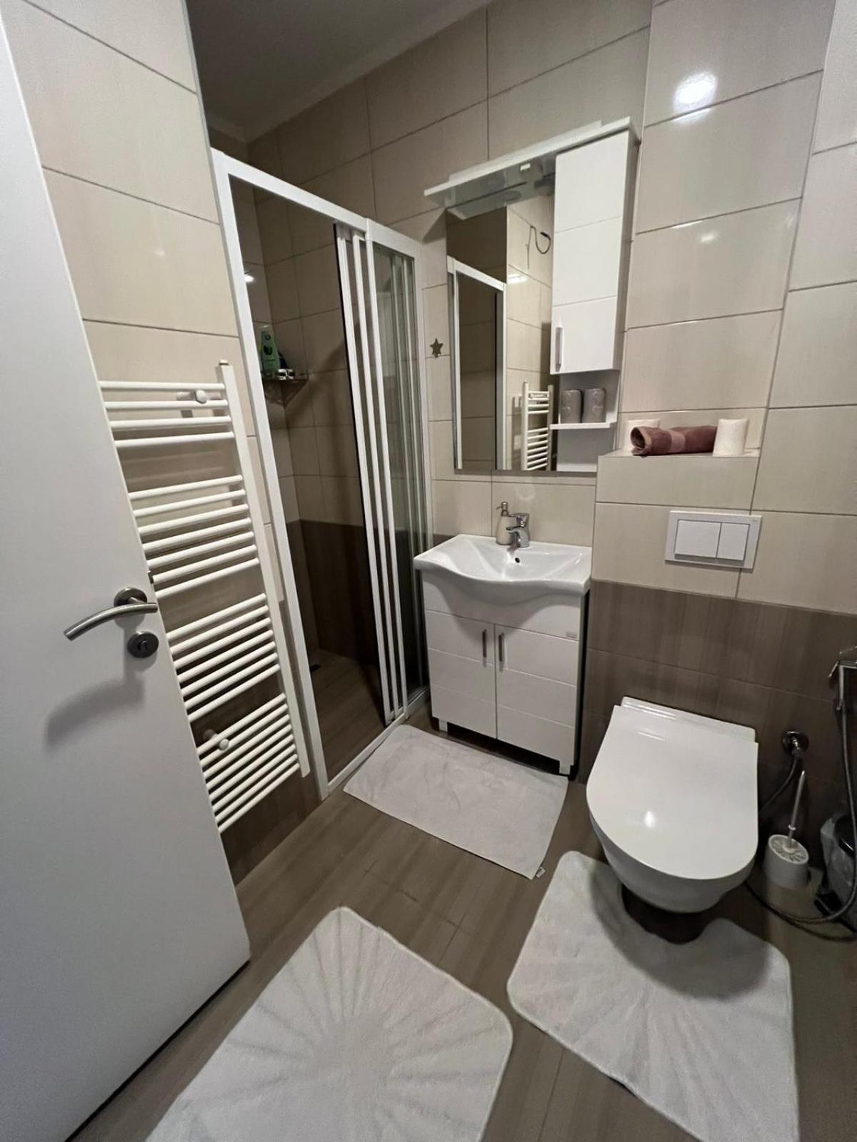 Apartment Yesa ترافنيك المظهر الخارجي الصورة
