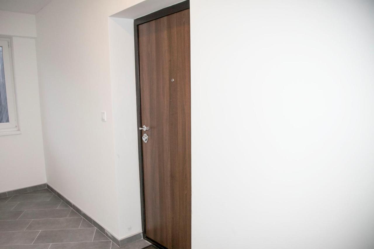Apartment Yesa ترافنيك المظهر الخارجي الصورة