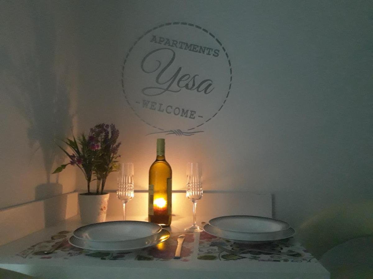 Apartment Yesa ترافنيك المظهر الخارجي الصورة